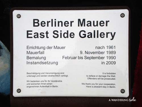 East Side Gallery Berlin Sign